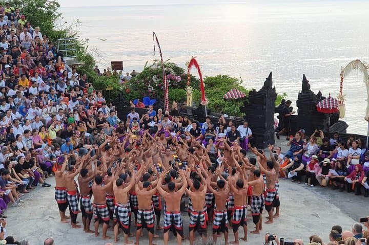 Uluwatu Temple Sunset & Kecak Fire Dance: Private Sunset Tour from Jimbaran photo 6