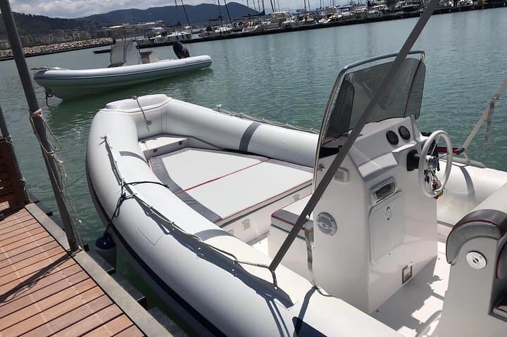 Self-Drive Predator 6.80 Dinghy — Day Rental from Salerno on the Amalfi Coast photo 4