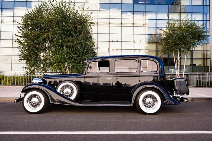 New York City Vintage Car Tour and Central Park Wine Tasting photo 1