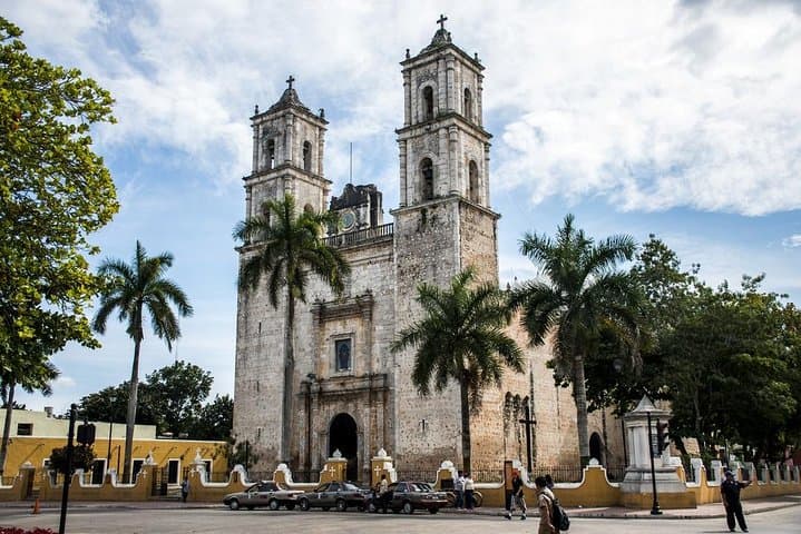 Chichén Itzá, Cenote Swim & Colonial Valladolid: Full-Day Tour from Cancún photo 5