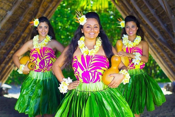 Hawaii Loa Luau on the Big Island — Kohala Coast Dinner and Polynesian Show photo 2