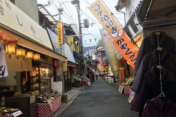 Ikoma Day Hike and Cultural Walk: Private Guided Tour from Osaka photo 3