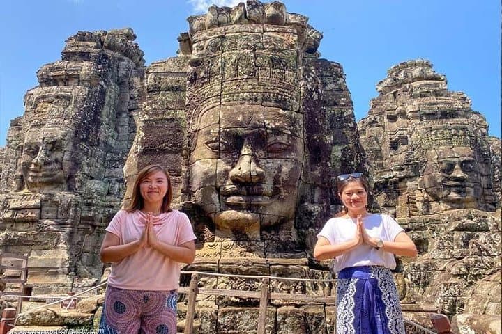 Full-Day Angkor Wat Temples Tour with Sunset at Phnom Bakheng
