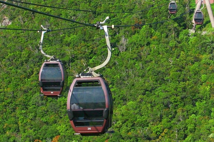 Genting Highlands and Batu Caves: Private Day Trip from Kuala Lumpur