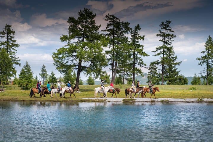 7-Day Horse Trek Through Mongolia’s Orkhon Valley and Eight Lakes photo 3