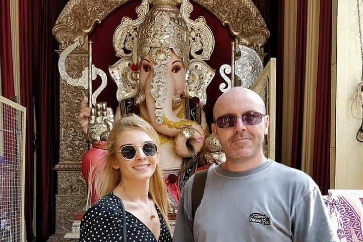 Trails of Pune: Full-Day Guided Sightseeing Tour of Shaniwar Wada & Aga Khan Palace