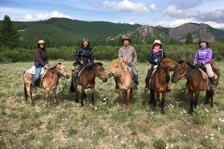 Explore Mongolia: 10-Day Gobi Desert to Orkhon Valley Express photo 6