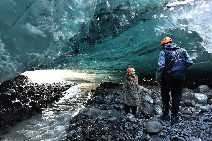 4-Day Blue Ice Cave and Northern Lights Tour: Golden Circle, South Coast & Snaefellsnes
