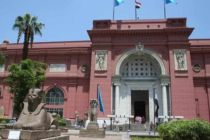 Cairo Two-Day Cultural Tour from Hurghada — Pyramids, Egyptian Museum & Old Cairo photo 4