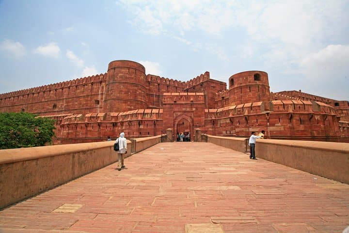 Private Taj Mahal Day Trip from Delhi in Authentic Indian Dress photo 6