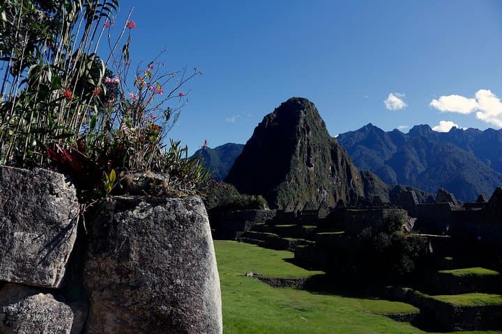 2-Day Machu Picchu by Train: Sunrise Guided Tour from Cusco
