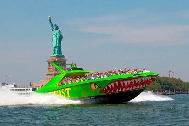 NYC BEAST Speedboat Ride: High-Speed Harbor Adventure from Pier 83 photo 3