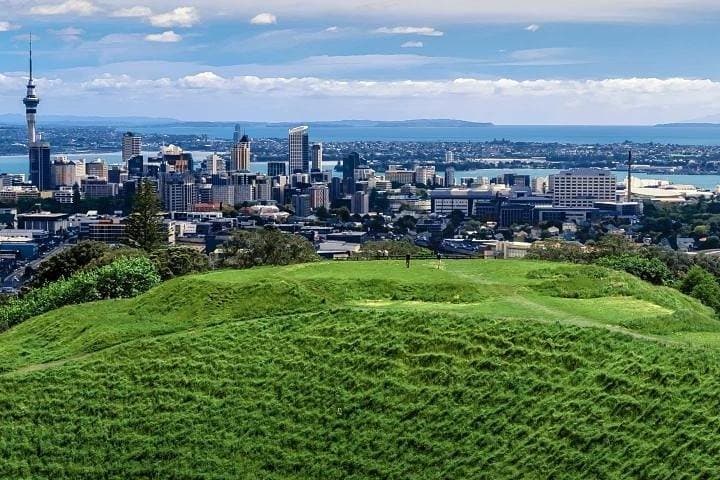Auckland Private City Tour for Couples — Chauffeur-Driven 5-Hour Experience photo 5