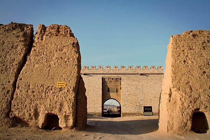 Explore Deshengbu and Zhenchuankou: Private Day Tour from Datong photo 5