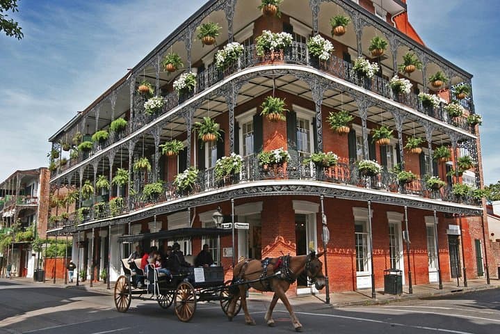 French Quarter Breakfast Walking Tour: Historic Morning Stroll & Pain Perdu photo 3