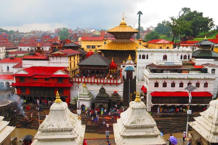 Private Pashupatinath & Boudhanath Tour: Kathmandu’s Sacred Heart in 4 Hours