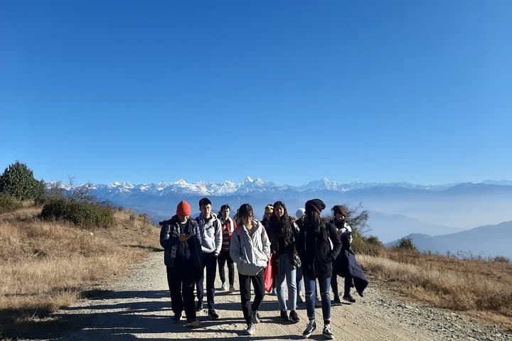 Chandragiri One-Day Trek: Kathmandu Rim Hike with Cable Car Views