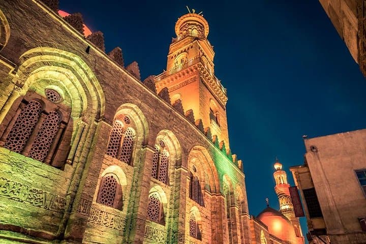 Cairo After Dark: Private Night Tour and Traditional Dinner in Khan el-Khalili photo 2
