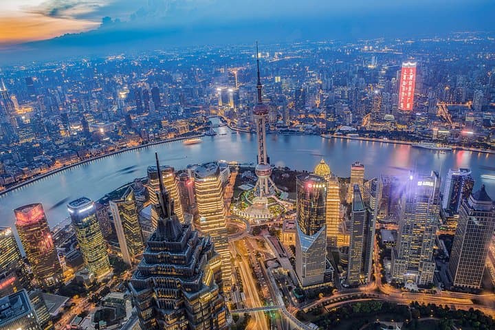 Shanghai Tower to Yangshan: Full-Day Private Tour of Donghai Bridge & Deep-Water Port