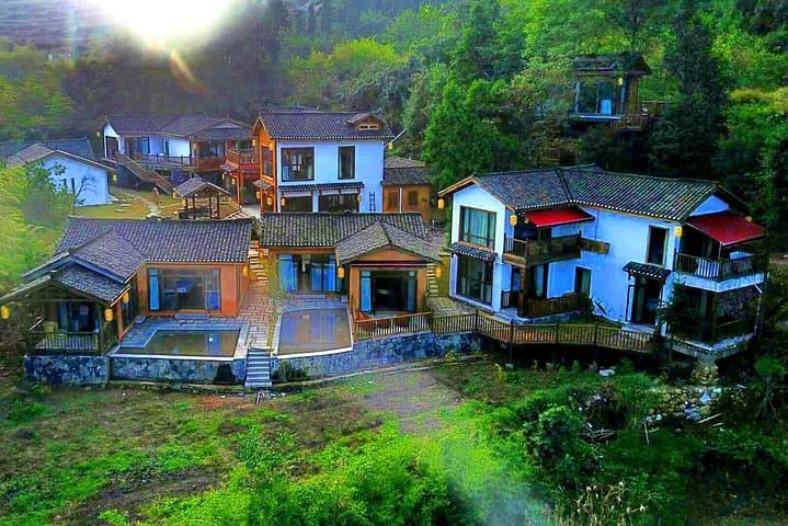 4-Day Zhangjiajie Classic Tour: Yuanjiajie, Tianzi & Tianmen Mountain with Luxury Hotel photo 2