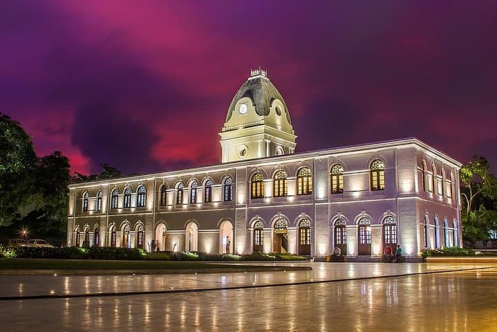 Night Cycling Tour in Colombo City — 20km After-Dark Urban Ride photo 2
