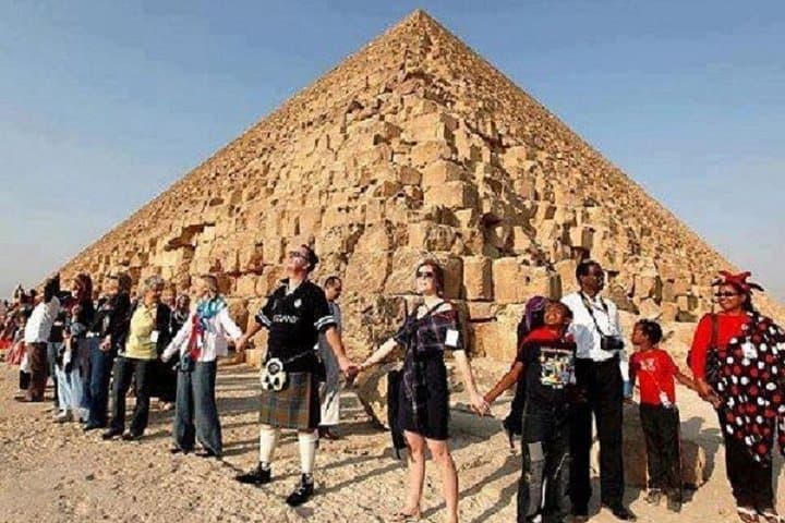 Giza Pyramids, Sakkara & Dahshour: Full-Day Private Tour from Cairo photo 4