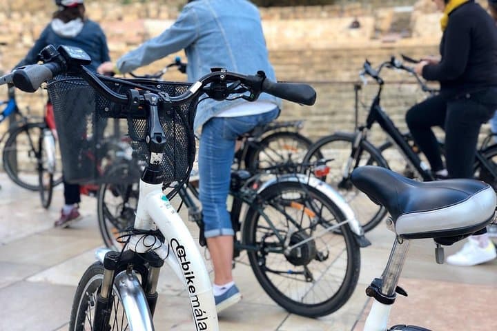 Explore Málaga by Bike: Full-Day Urban Bike Rental & Ride Guide photo 4