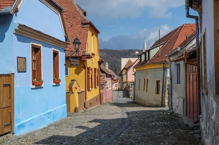 Explore Transylvania: 4-Day Private Historical and Scenic Tour from Bucharest photo 3