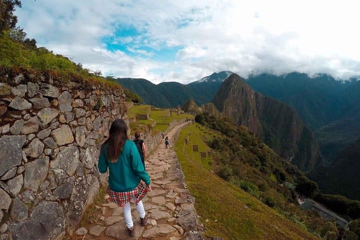 Classic Inca Trail: 4-Day Trek to Machu Picchu photo 2