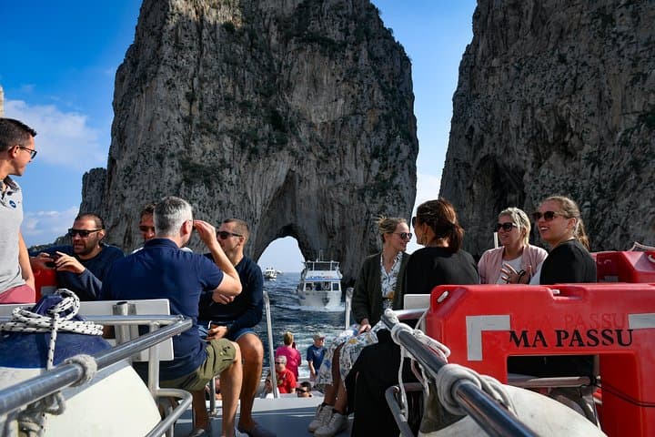 Capri Coast-to-Coast Boat Tour with Optional Blue Grotto Visit photo 2