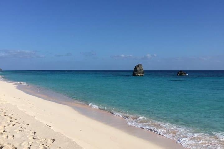 Bermuda Gems: Private Resort Beach Day with Lighthouse Views & Pink Sand photo 5