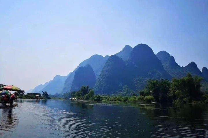 Guilin in Two Days: Li River Cruise, Reed Flute Cave & Yangshuo Countryside photo 1