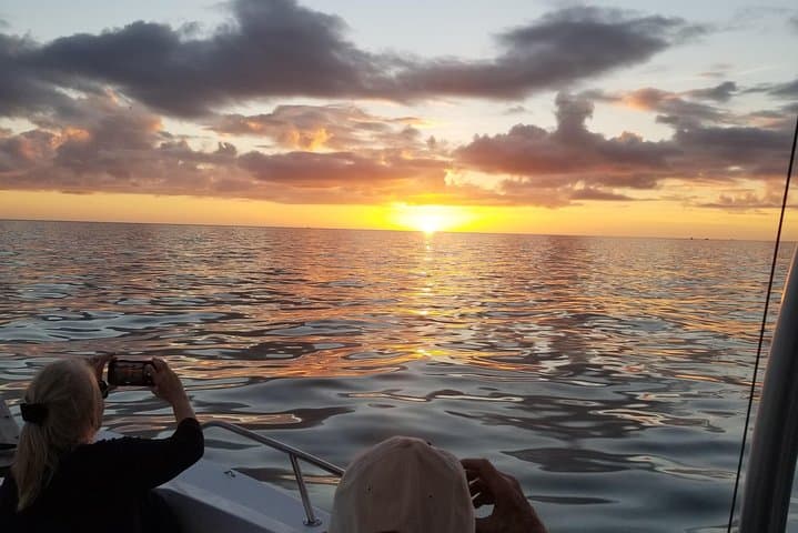 Private Sunset & Sightseeing Boat Trip in Naples Bay and Keewaydin Island