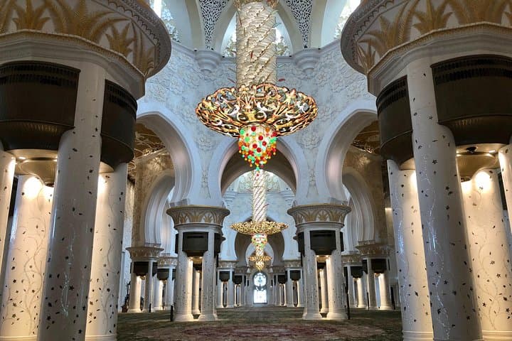 Dubai to Abu Dhabi Private Day Tour with Japanese Guide — Sheikh Zayed, Heritage Village & Yas Island photo 3