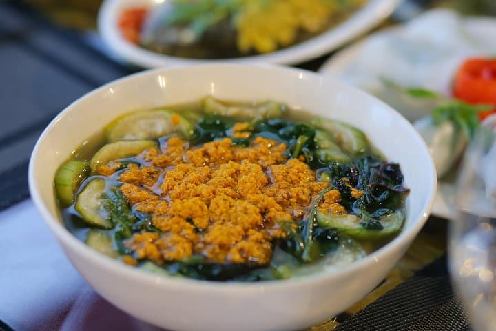 Perfume River Dinner Cruise & Forbidden Purple City Night Visit in Hue photo 2
