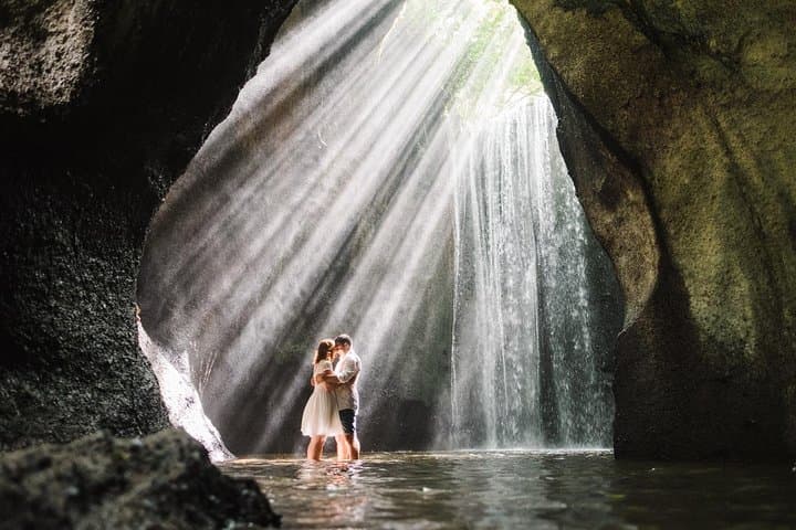 Ubud Waterfall Experience: Tukad Cepung, Tibumana & Tegalalang Tour photo 2