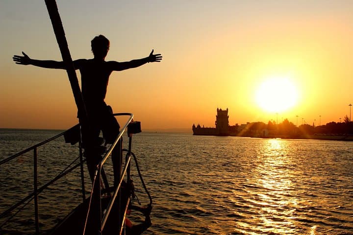 Lisbon Vintage Sailboat Cruise on the Tagus: Daylight & Sunset Views to Belém photo 2