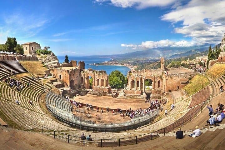 Messina Port Daytrip: Mount Etna and Taormina Full-Day Private Tour photo 3