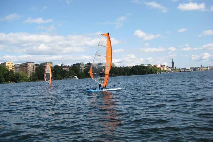 Dynamic Windsurfing Beginner Day 2 — Stockholm Windsurfing Class photo 5