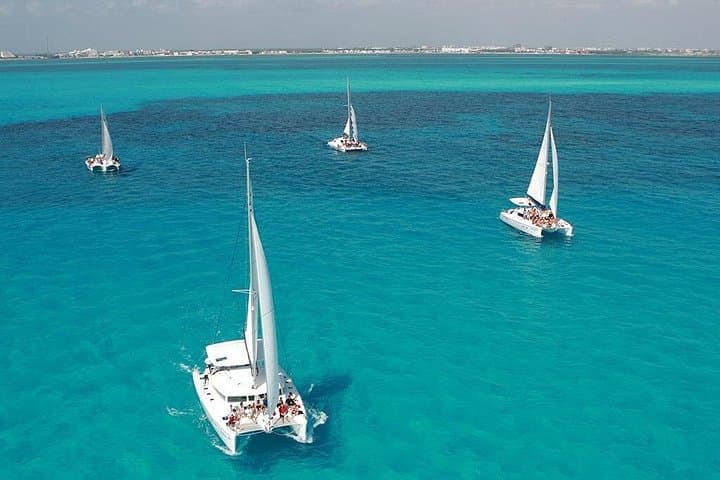 Sail to Isla Mujeres: Catamaran Snorkel, Open Bar & Beach Club from Cancun photo 4