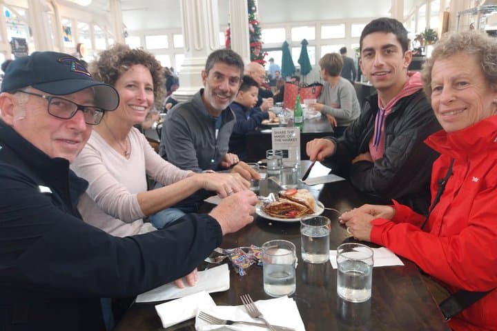 New Orleans Eat Dat Food Tour: Local Creole & Cajun Tastings in 3–4 Hours photo 3