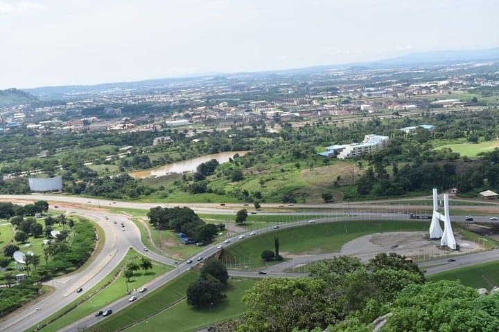 Guided Hike to Wonderland Mountain Abuja — Scenic City Viewpoints photo 5