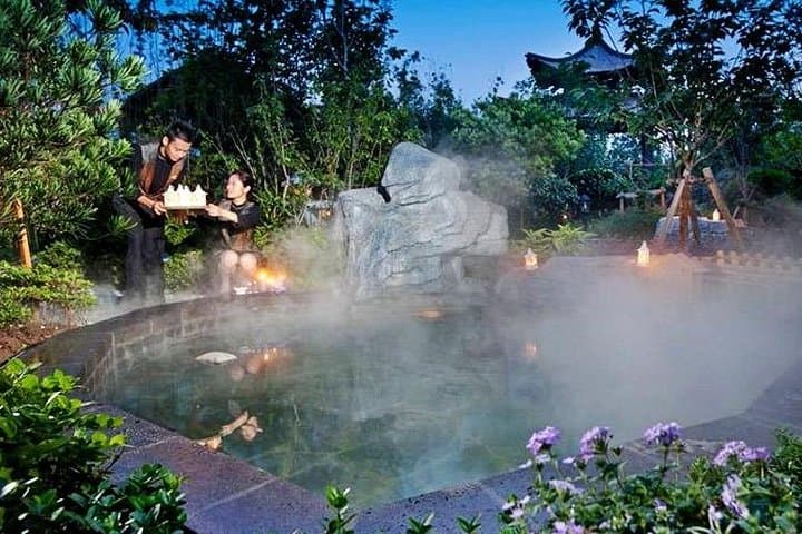 Tangshan Hot Springs Day Escape from Nanjing: Private Transfer and Spa