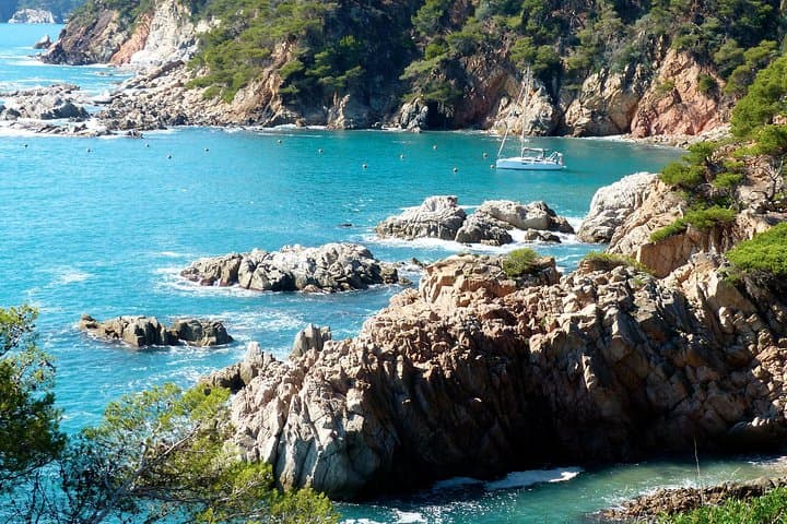 Hike Costa Brava's Cami de Ronda: Private Day Trip from Barcelona photo 6