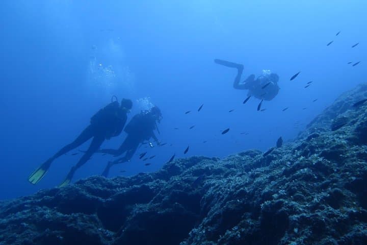 Private Try Scuba Diving in the Cyclades: Beginner Open-Water Experience