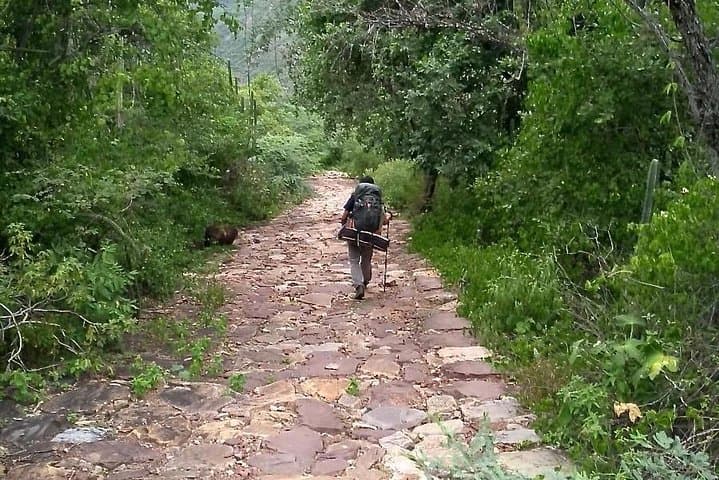 Hike the Royal Road: Jordan to Los Santos through Chicamocha Canyon photo 2