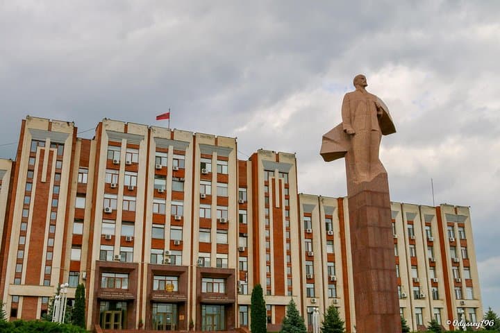 Transnistria Day Tour: Explore Tiraspol, Bender & Soviet Relics from Chisinau
