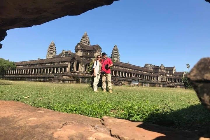 Angkor Wat Sunrise & Banteay Srei: 2-Day Grand Temple Tour photo 4