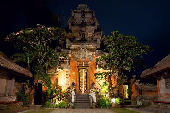 Full-Day Private Ubud Highlights Tour: Monkey Forest, Tegalalang & Temples photo 3