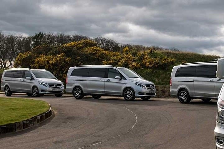 Luxury Private Causeway Coast Tour from Belfast — Giant's Causeway, Carrick-a-Rede & Bushmills photo 1